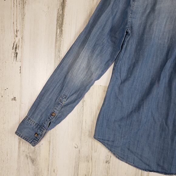 Staring At Stars Urban Outfitters Chambray Denim Embroidered Top Women's Small - Picture 15 of 16